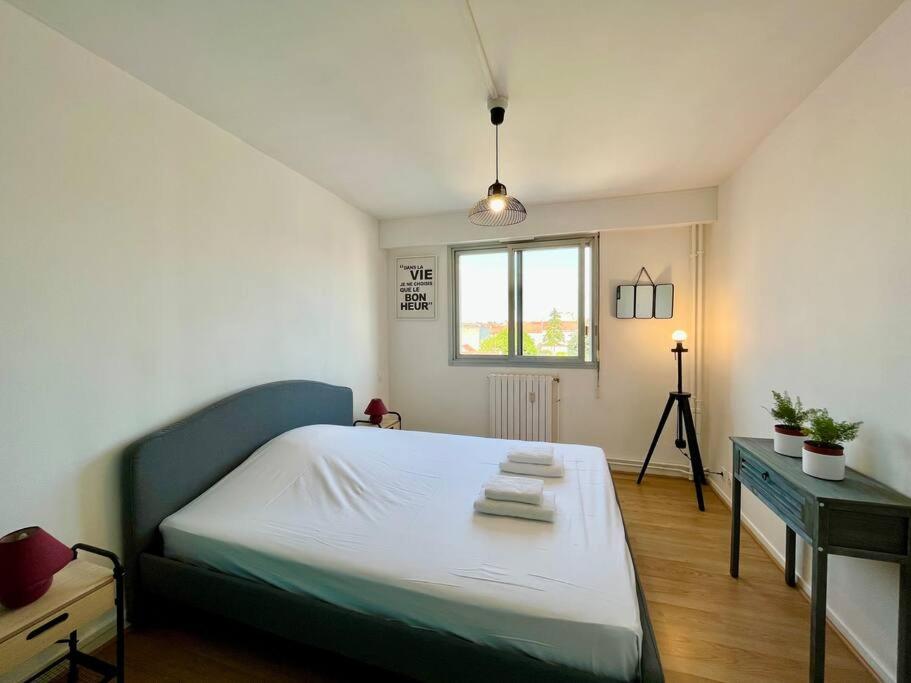 Dom' - Proche Arena Boulingrin Apartment Реймс Екстериор снимка